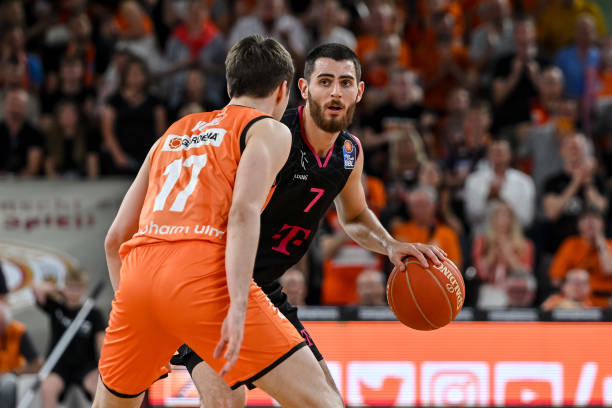 还是代表中 还是代表中