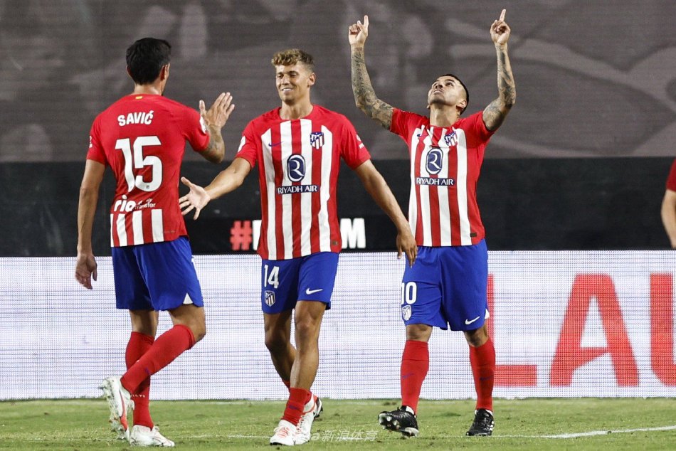 高山滑雪 高山滑雪