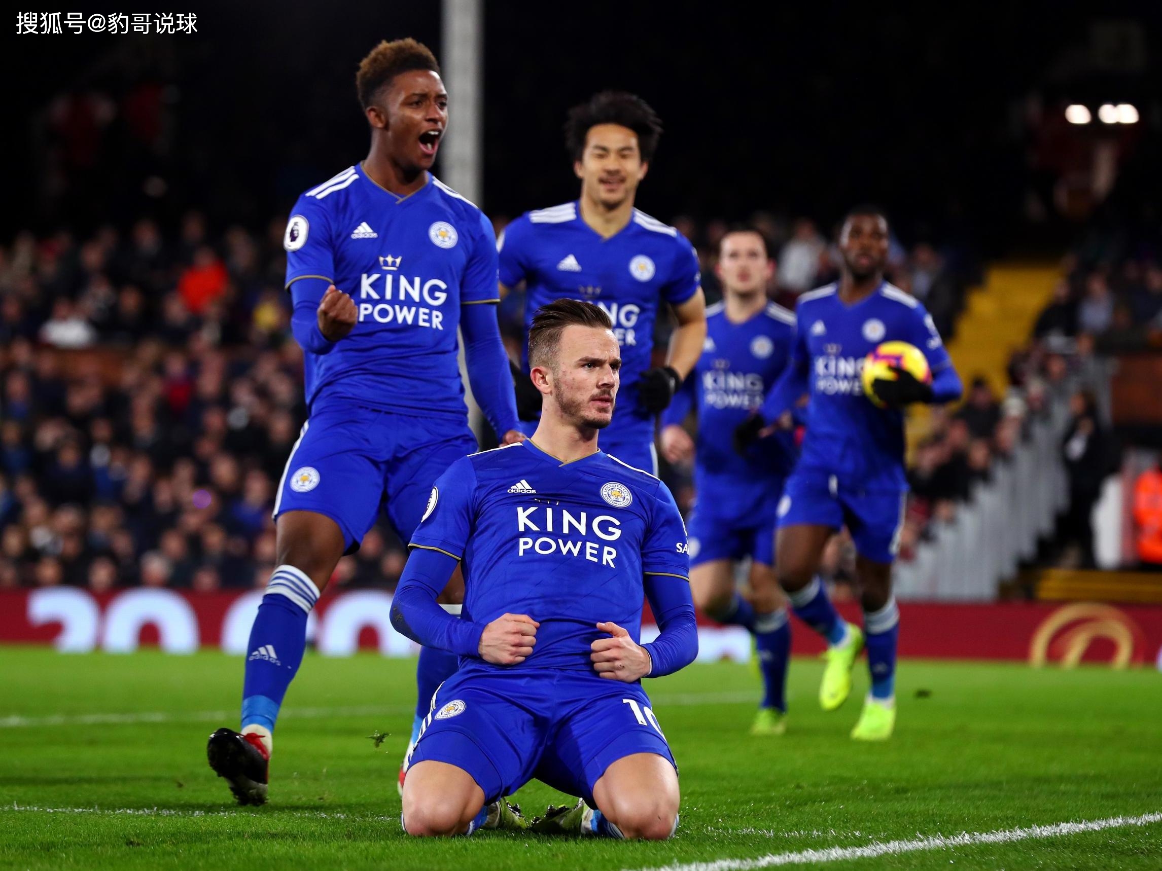 场下都倍感 场下都倍感