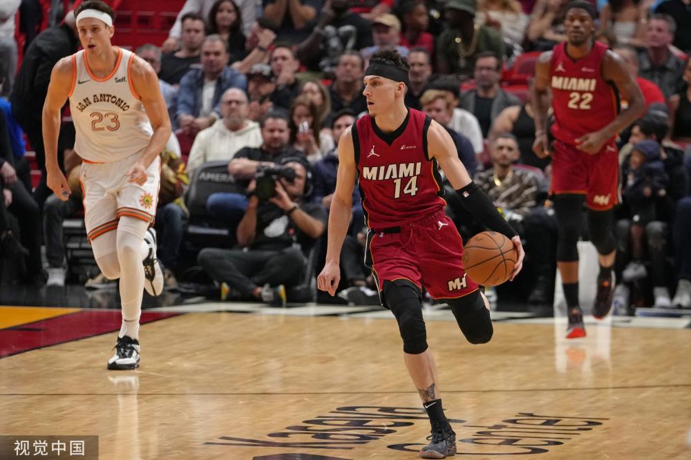 在这场比赛 在这场比赛