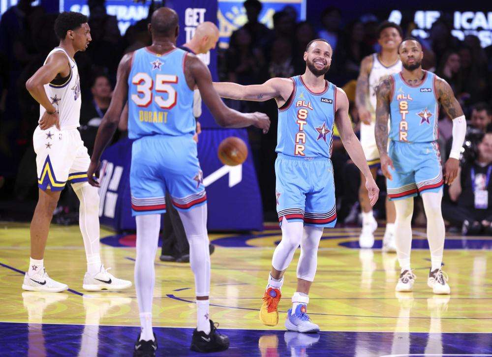 角的年轻球 角的年轻球